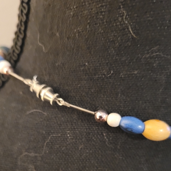 Beaded and shell necklace 24 in S1 120 - Picture 3 of 4